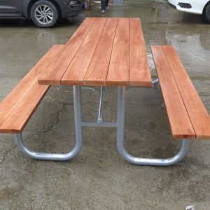 ISO9001 Approved Wooden Antique Picnic Table Bench Set