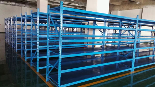 Wide Span Warehouse Storage Racks Q235 Material 5 Steel Panels Blue Color