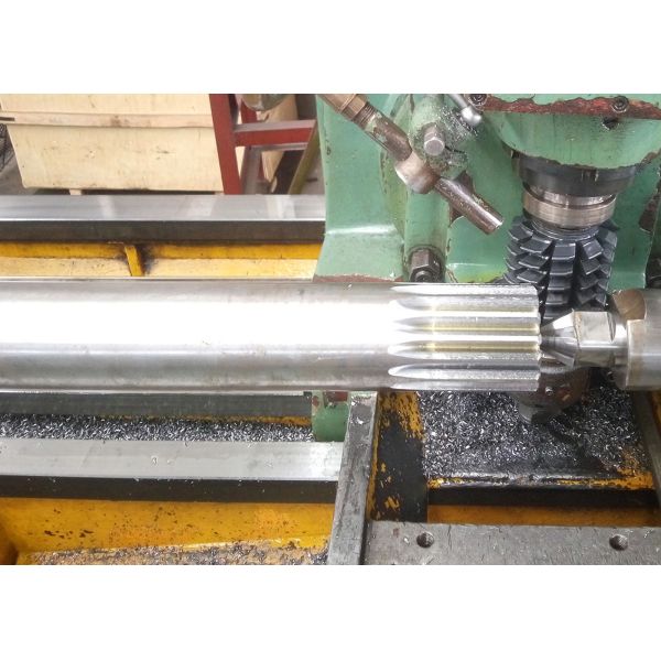 Buy Custom Made Straight Sided Spline Gear Shaft AISI 4140 Steel with Spline Milling and Grinding at wholesale prices