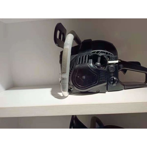 Buy Undergrowth Wood Cutting Chainsaw 38cc Air Cooling With Two Stroke at wholesale prices