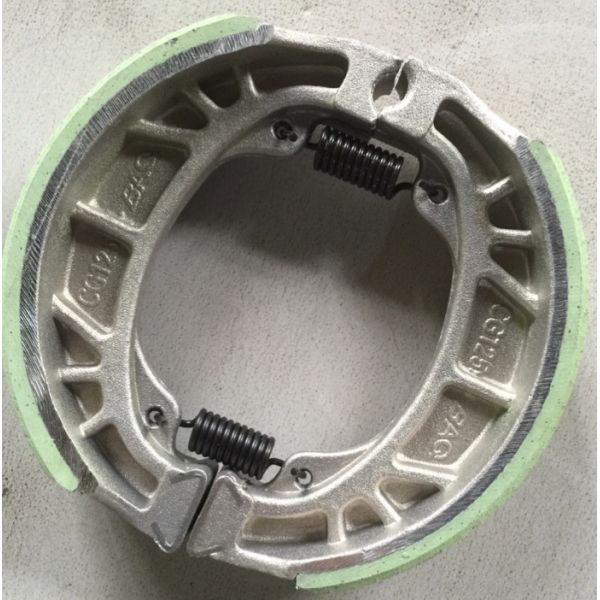 Manufacture CD70 Original Motorcycle Brake Shoe motorcycle brake shoe lining CG125 BAJAJ GN125