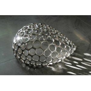 China Custom Polished Abstract Metal Garden Sculptures Symbolize Everlasting Good Life on sale