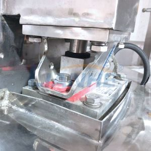 3T 65RPM Small Shampoo Making Machine , Rustproof Soap Making Mixer Machine