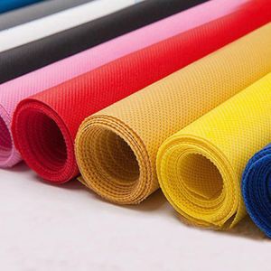 Quality Polypropylene Spubonded 9gram Lightweight PP Nonwoven Fabric Roll Soft for sale