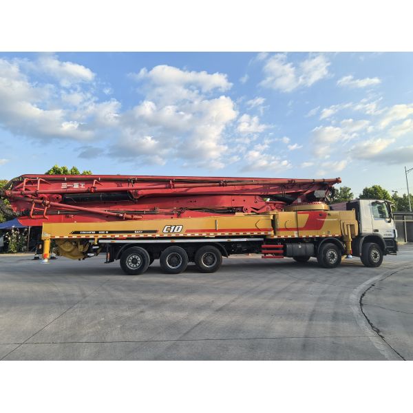 Original 2017 SANY Used Concrete Pump Truck 66m pump with Mercedes chassis