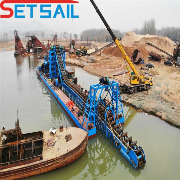 China Bucket Sand Mud Dredger with Gold Diamond Machine