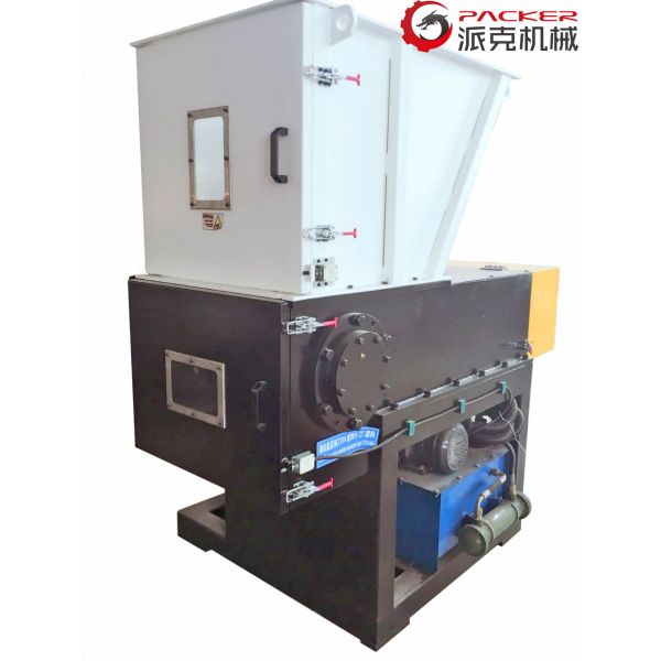 Buy Rotate Blade Plastic Waste Shredder , Plastic Recycling Shredder Hydraulic Pushing at wholesale prices