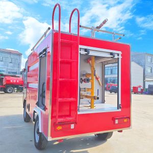 New Small Water Tank Fire Truck Fire Fighting Truck for Mall Fighting Fire for