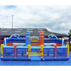 Plato Inflatable Amusement Park Blow Up Bouncy Castle Combo