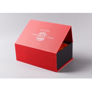 Fancy Paper Paper Packaging Boxes With Magnetic Closure And Silver Stamp For