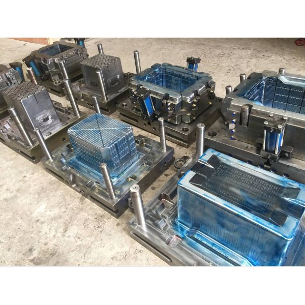 Buy 10kg Capacity Plastic Fruit Basket Making Machine / Hot Runner Plastic Basket Mold at wholesale prices