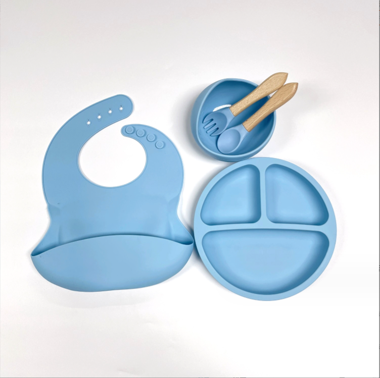 Silicone Baby Feeding Set Bpa Free Dinnerware Type with Bowl Bottle Spoon and Bib