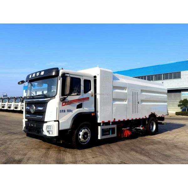 Dongfeng 4x2 Four Wheel Steering Mechanical Dry Wet Sweeper Road Design Street Vacuum Pure Suction Clean Road Trucks Vehicle