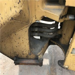 caterpillar 910 loader made in japan cheap price good condition