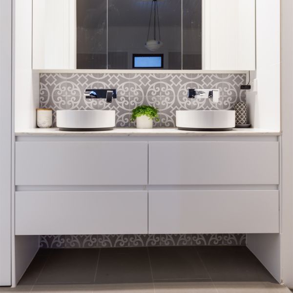 Buy Minimalist Bathroom Vanity Units Mirror Matte White Flat Panel Melamine Wall Mount at wholesale prices