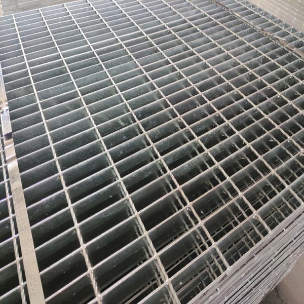 Buy Hot Dip Galvanized Steel Bridge Grating Serrated Bar High Strength at wholesale prices