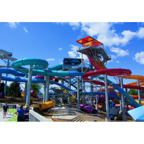 Mini Water Park Swimming Pool Equipment Spiral Water Slide Supplies for Kids
