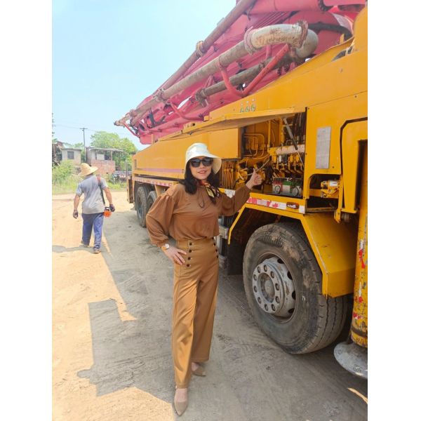 Original Putzmeister Schwing Concrete Pump 42m on Benz Mercedes for Sale