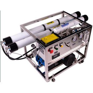 Yacht Fishing Seawater Desalination Plant , Vessel Boat RO Desalination System