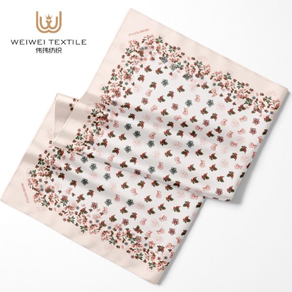 Factory Wholesale Floral Print Pocket Square in Fashion Style Made of Polyester Cotton Voile Muslim Women Hijab