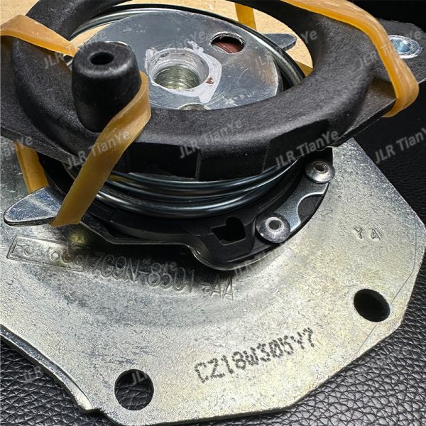 3.2L Petrol Car Engine Water Pump with Gasket Bolts for LAND ROVER LR006861