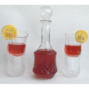 Quality GLASS WINE DECANTER WITH 4 CUPS for sale