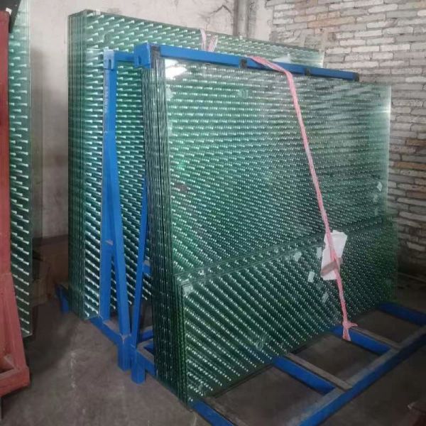 Buy 10.76mm-84mm Toughened Flat Curved Clear Laminated Decorative Building Glass at wholesale prices