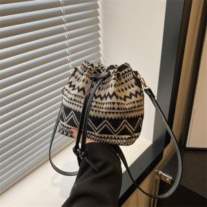 NEW CHINESE NATIONAL WIND ARMPIT BUCKET BAG SIMPLE FASHION TREND SUMMER NEW