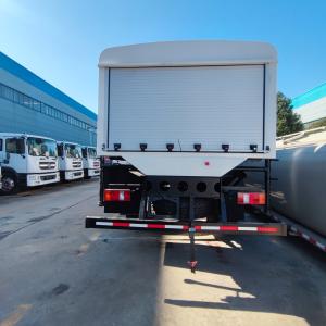 HOWO 12CBM Mobile Fuel Truck New 4*4 Manual Transmission 4x2 Drive Wheel Oil