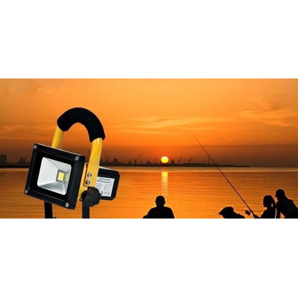20W Outdoor Rechargeable LED Flood Light IP65 Waterproof with CE ROHS for Fishing