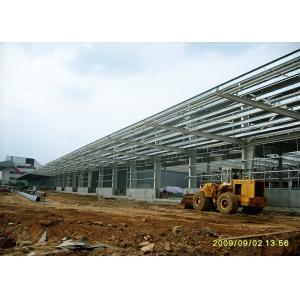 China Durable Steel Structure Warehouse Portal Structure Frame With Long Overhang on sale