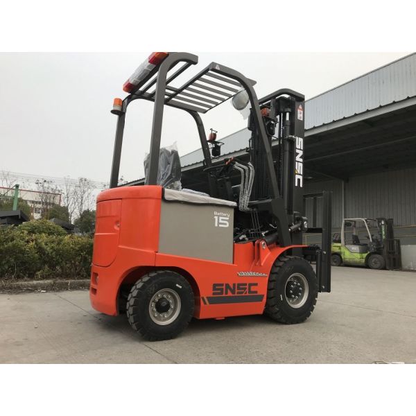 Mini 1.5ton Container Electric Forklift Customization and Automatic Transmission Request