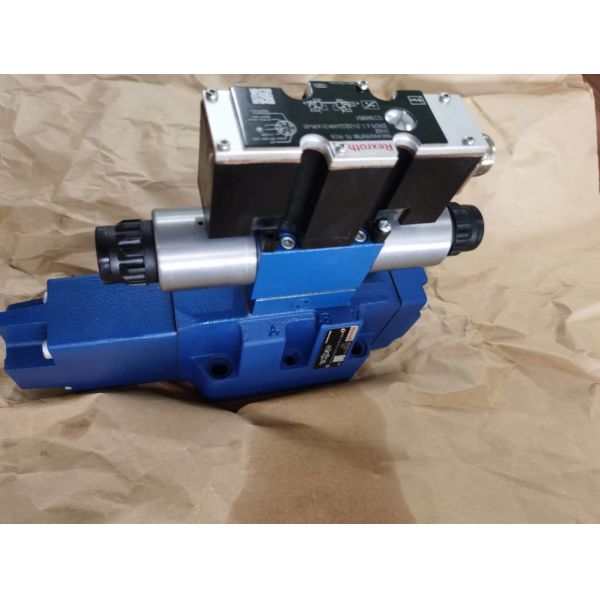 Buy R900954663 Rexroth Hydraulic Valves 4WRZE16W8-150-72/6EG24ETK31/A1D3M 4WRZE16W8-150-7X/A1D3M at wholesale prices