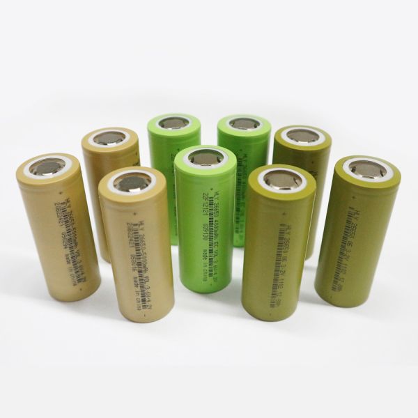 Scooter High Capacity Lifepo4 Cylindrical Cells Lithium Rechargeable Batteries 3