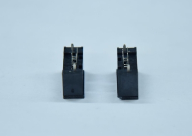 SATA 7p Male DIP 180° Au 30u'' Plated Wire to Board Connector