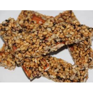 Multinational oat chocolate cereal fruits nuts candy bar moulding machine /