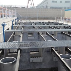 China White Wastewater Treatment Primary Sedimentation Tank Dirt Interception Cleaning on sale