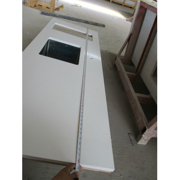 Scratch Resistant Engineered Stone Kitchen Countertops 7 Mohs Hardness