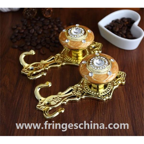 High quality classical customized metal curtain hooks for home decorations