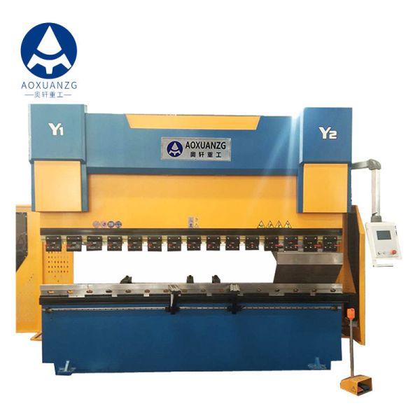 Buy High Precision TP10S 80T 3200MM Metal Hydraulic Press Brakes Machine For Iron Box at wholesale prices