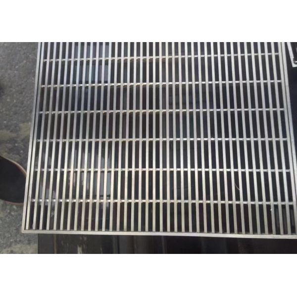 Buy HDG Press Welded Expanded Metal Mesh 2mm Steel Grating For Drainage Channel at wholesale prices