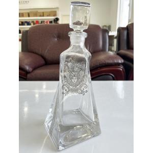 23oz Lead-Free Crystal Triangular Whiskey Decanter Exquisite Design and