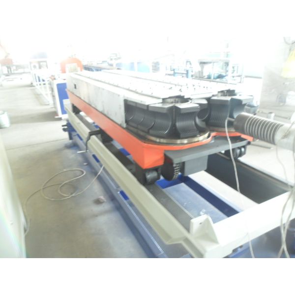 Plastic Extrusion Line Plastic Extrusion Machine , PVC Cable Protection Pipe Production Line
