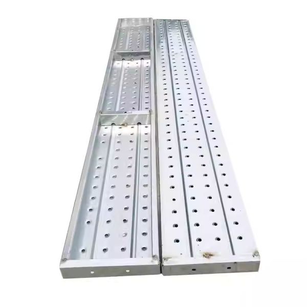 Galvanized Steel Scaffolding Planks with Hooks, Guangzhou Manufacturer