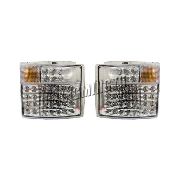 Buy LED Truck Light Corner Lamp Turn Signal Lamp 24V 1385410 1387155 for Scania P420 G440 P410 P310 P380 at wholesale prices