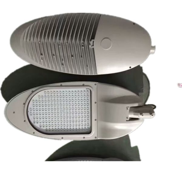 Buy Dimmable Integrated LED Street Light Fixture Commercal Waterproof Bridgelux Source at wholesale prices