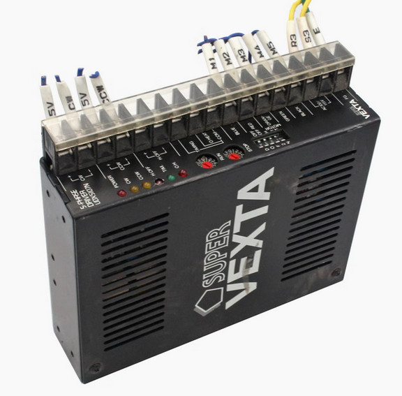 China MR-J4-200B Encoder And Advanced Pulse Signal Industrial Servo Controllers on sale