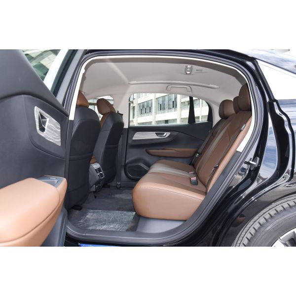 2024 Hongqi E-QM5 560KM PLUS 100kW 4-door 5-seater Sedan with 94.3kWh Battery Capacity