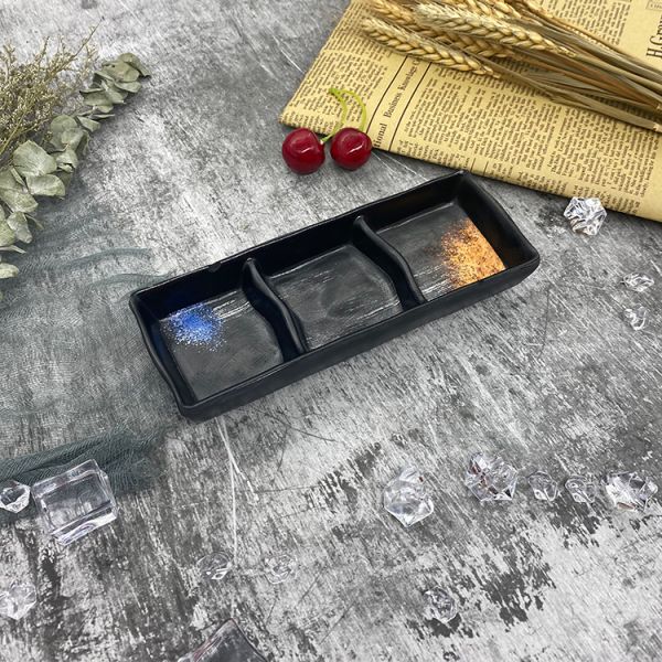 7.1'' Black Divided Melamine Soy Sauce Dish 3 Compartment Galaxy Pattern