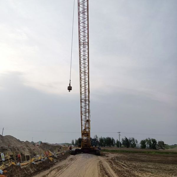 Buy Versatile Durable Hydraulic Crawler Crane For Industrial Construction at wholesale prices